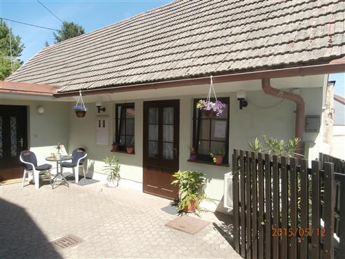 Holiday Home/Apartment - 4 persons -  - Samobor - 10430 - Samobor