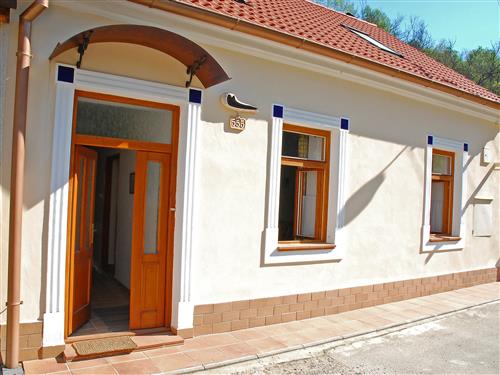 Holiday Home/Apartment - 4 persons -  - Bechyne - 391 65