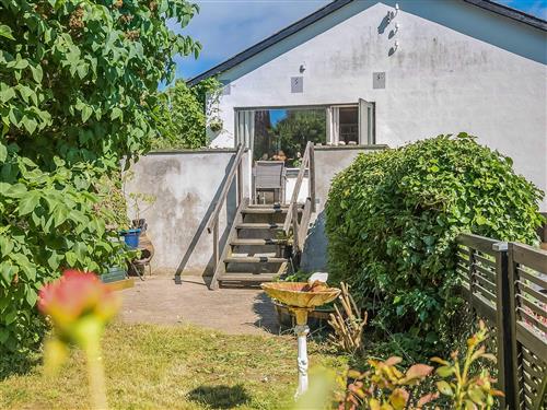 Fritidshus - 6 personer -  - Klintevej - Klintholm - 4791 - Borre