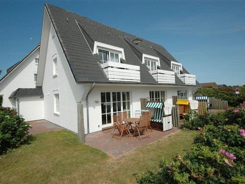 Holiday Home/Apartment - 4 persons -  - Westerstrasse - 25996 - Sylt/Ot Wenningstedt