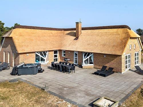 Sommerhus - 11 personer -  - Ingridsvej - 6857 - Blåvand
