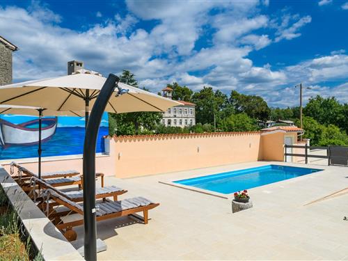 Holiday home - 4 persons -  - DIVŠICI - 52206 - Divšici