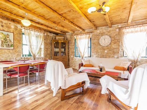 Feriehus - 5 personer -  - 21276 - Vrgorac