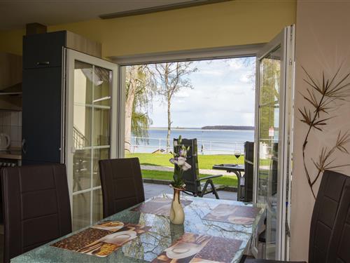 Holiday Home/Apartment - 4 persons -  - Uferpromenade - 17207 - Röbel