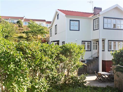 Holiday Home/Apartment - 5 persons -  - Hamnvägen - 47143 - Dyrön