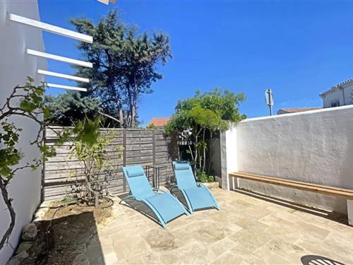 Holiday Home/Apartment - 7 persons -  - 13460 - Saintes-Maries-De-La-Mer