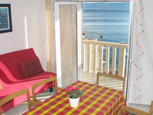 Holiday Home/Apartment - 4 persons -  - Bol - 21420 - Bol