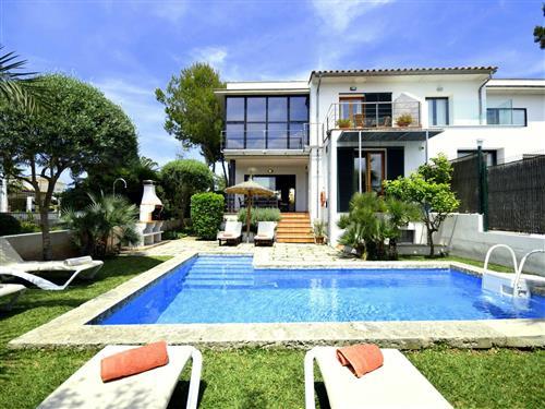 Holiday apartment - 9 persons -  - Ronda Pleta - 07458 - Ca'n Picafort