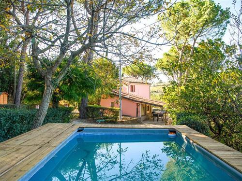 Sommerhus - 9 personer -  - Via Farneto - 61024 - Montelabbate