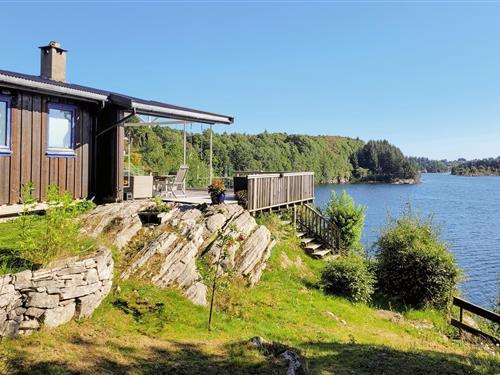 Semesterhus/Semesterlägenhet - 7 personer -  - Høievegen - Førresfjorden/Tysvær - 5563 - Førresfjorden