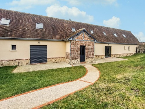 Holiday home - 5 persons -  - Chemin de la ramée - Beauvais - 60850 - Saint-Germer-De-Fly