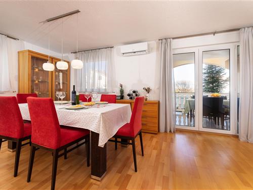 Ferieleilighet - 4 personer -  - Njivice - 51512 - Njivice