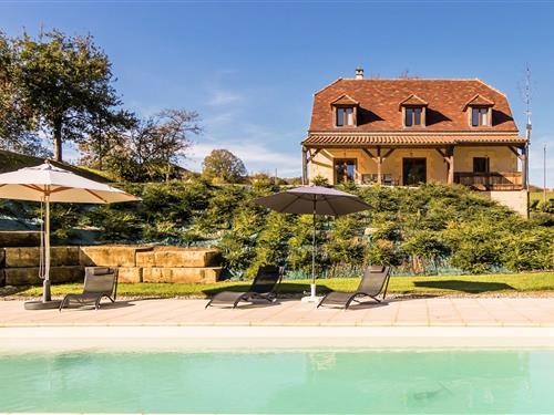Villa - 9 persons -  - 24290 - Montignac