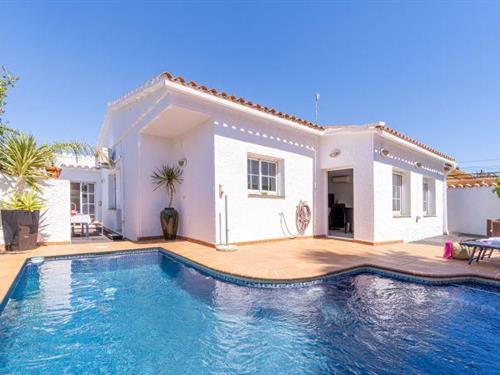 Feriehus / leilighet - 6 personer -  - 17487 - Empuriabrava