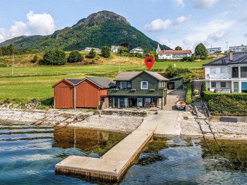Holiday apartment - 7 persons -  - Saudavegen - Sandeid/Vindafjord - 5585 - Sandeid