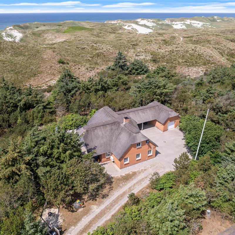 Sommerhus - 12 personer -  - Nygårdsvej - Bjerregård - 6960 - Hvide Sande