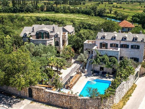 Feriehus - 20 personer -  - Kneza Domagoja - Makarska-Zmijavci - 21266 - Zmijavci