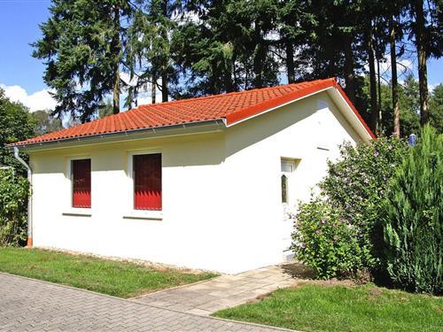 Sommerhus - 4 personer -  - 19370 - Parchim