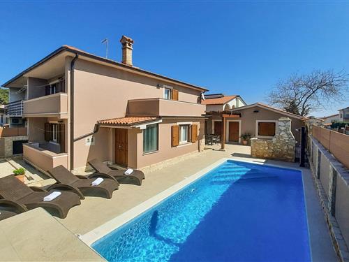 Fritidshus - 5 personer -  - Busolerska - 52100 - Pula
