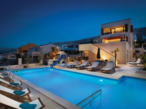 Holiday home - 14 persons -  - S.S. Kranjcevica - 23250 - Pag