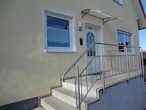 Ferienwohnung - 3 Personen -  - Brunnenweg - 89335 - Ichenhausen