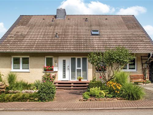 Holiday Home/Apartment - 3 persons -  - Weserblick 7, Fewo - 34399 - Wesertal-Gieselwerder