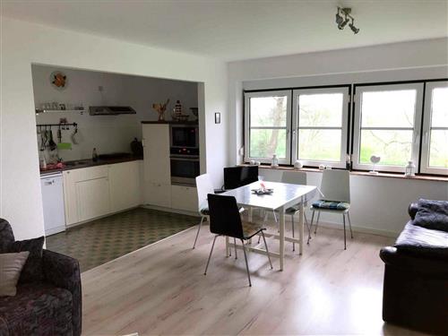 Ferienhaus - 3 Personen -  - Störtebekerstraße - 26434 - Horumersiel