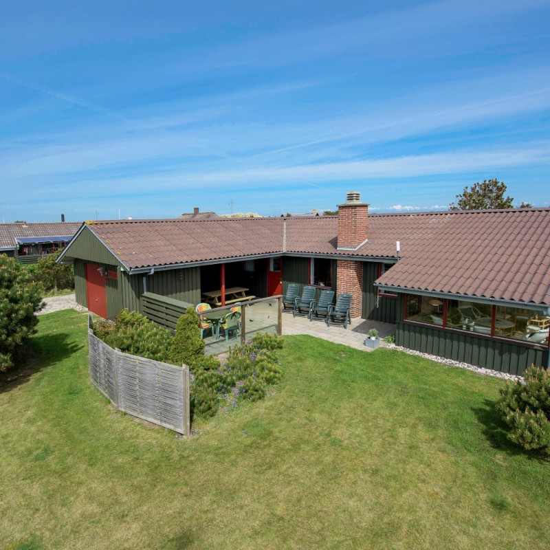 Sommerhus - 6 personer -  - Fyrmarken - Nr. Lyngvig - 6960 - Hvide Sande