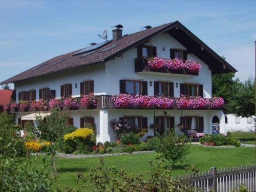Ferienwohnung - 4 Personen -  - Rosenheimer Strasse - 83358 - Seeon-Seebruck
