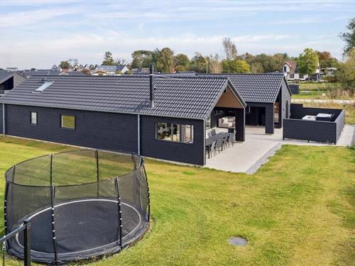 Holiday home - 14 persons -  - Strandkrogen - Hasmark - 5450 - Otterup