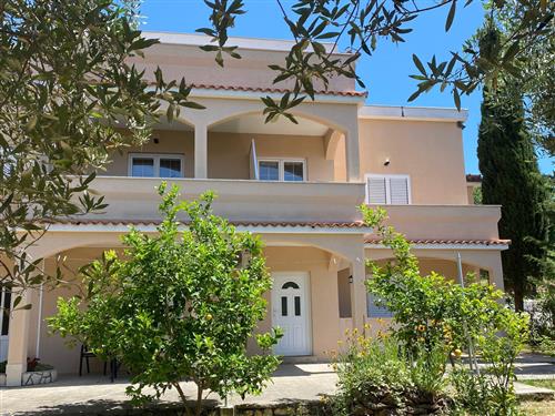 Holiday apartment - 4 persons -  - Lopar - 51281 - Lopar