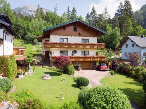 Holiday apartment - 8 persons -  - Weißenbach - 8967 - Haus Im Ennstal