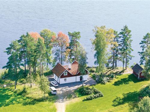 Holiday home - 8 persons -  - Lagmanshaga, Sjöstugan - 514 55 - Ljungsarp