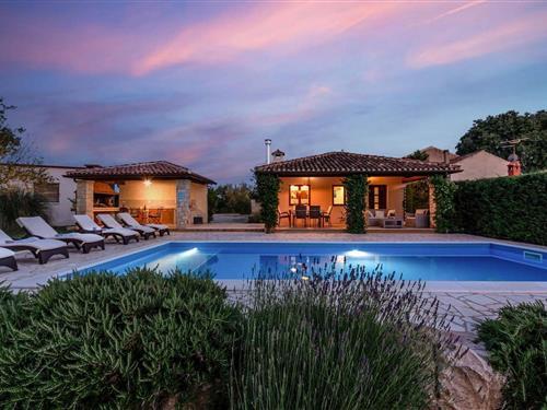 Feriehus - 6 personer -  - Tican - 52463 - Visnjan