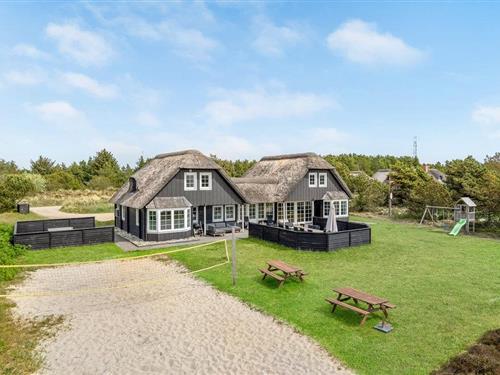 Sommerhus - 12 personer -  - Sydslugen - 6857 - Blåvand