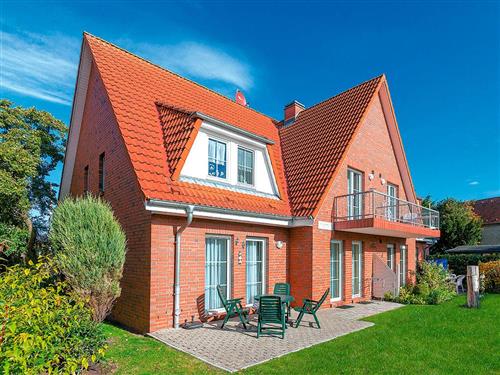 Holiday Home/Apartment - 4 persons -  - Schulstr. - 18374 - Zingst