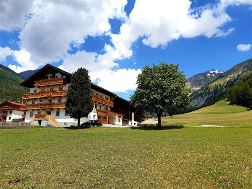 Semesterhus/Semesterlägenhet - 4 personer -  - Burg - 9981 - Kals Am Großglockner