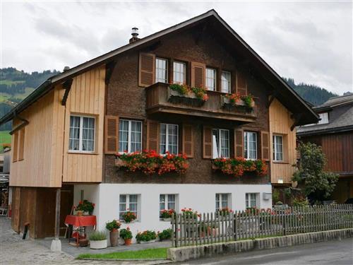 Holiday Home/Apartment - 4 persons -  - Zweisimmen - 3770