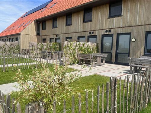 Sommerhus - 10 personer -  - 8833 KA - Leons