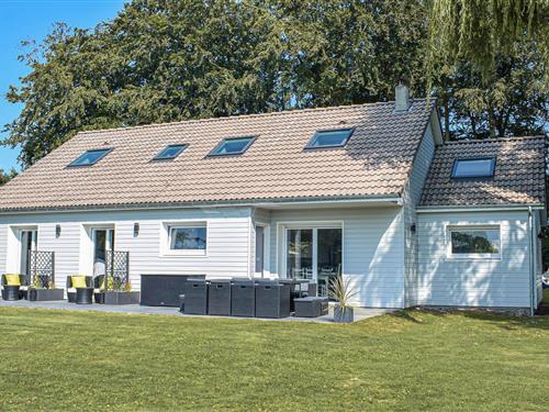 Holiday home - 10 persons -  - rue de Tournetot - Saint-Martin-Aux-Buneaux - 76450 - St-Martin-Aux-Buneaux