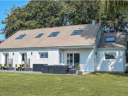 Holiday home - 10 persons -  - rue de Tournetot - Saint-Martin-Aux-Buneaux - 76450 - St-Martin-Aux-Buneaux