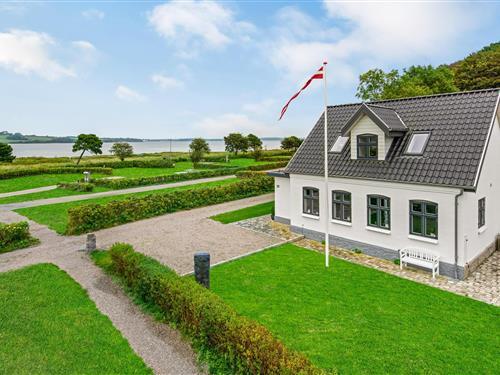 Sommerhus - 4 personer -  - Dynt Strandvej - Gammelmark Strand - 6310 - Broager