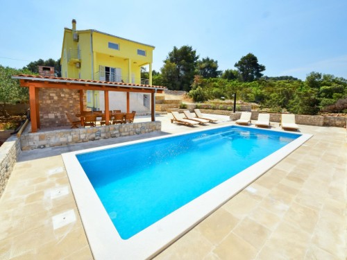 Ferienhaus - 12 Personen -  - Šolta/Necujam - 21430