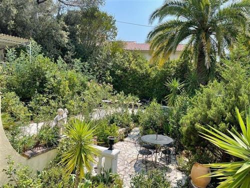 Fritidsbolig - 4 personer -  - avenue de la Grande Corniche - 83100 - Boulouris