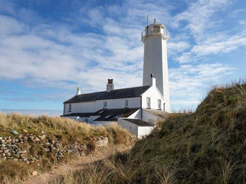 Holiday home - 8 persons -  - LA14 3YQ - Walney