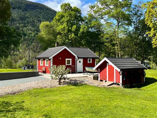  - 4 personer -  - Salbuvik - 5632 - Omastrand