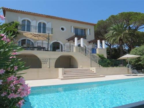 Holiday home - 12 persons -  - 83120 - Sainte Maxime