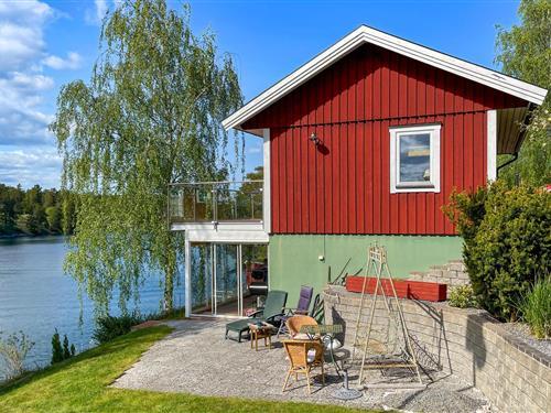Holiday home - 6 persons -  - Norrvedastrand - 760 21 - Vätö