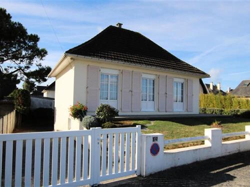 Ferienhaus - 4 Personen -  - 50290 - Bréhal-Saint-Martin De Br