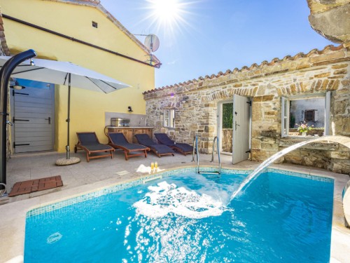 Ferienhaus - 4 Personen -  - 52402 - Pican